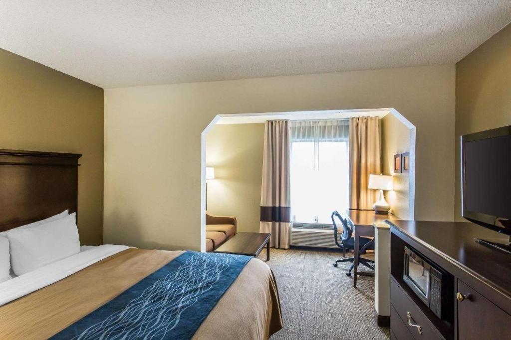 Comfort Inn & Suites Cookeville Buitenkant foto