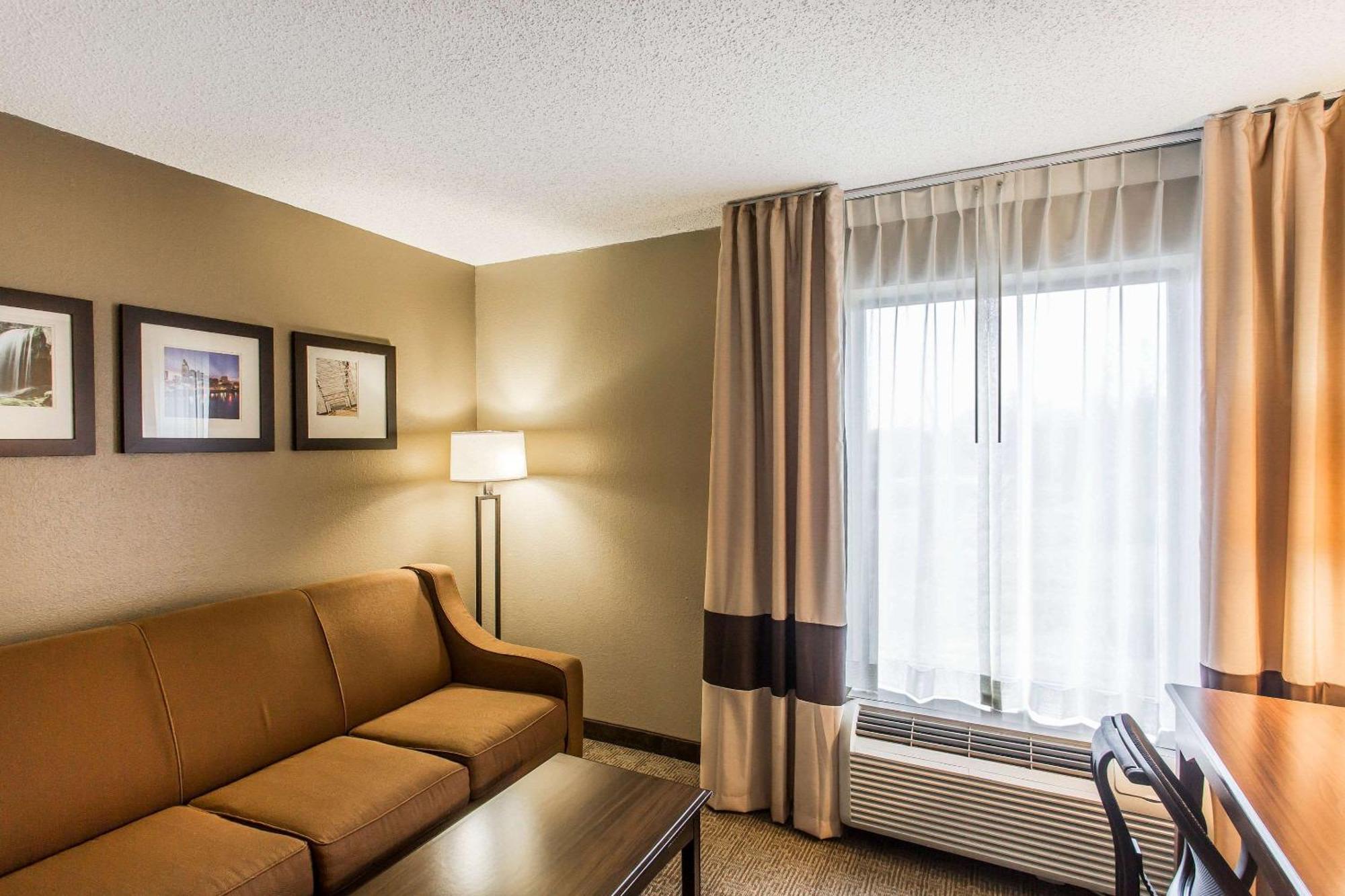Comfort Inn & Suites Cookeville Buitenkant foto