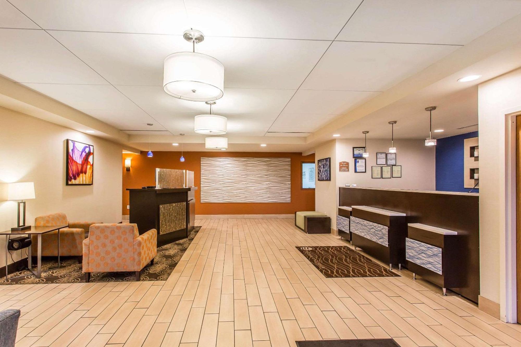 Comfort Inn & Suites Cookeville Buitenkant foto